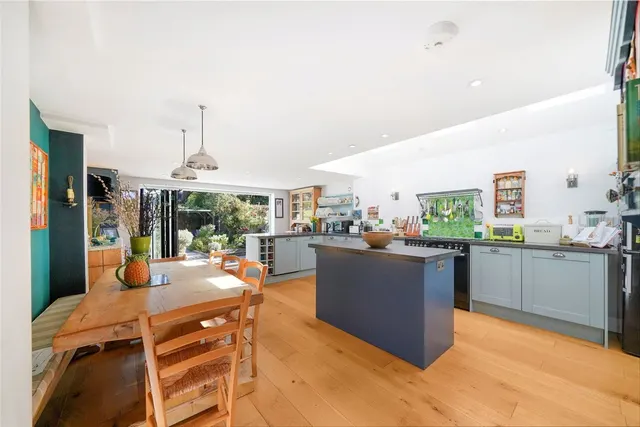 Bickerton Road, London, N19, photo 2