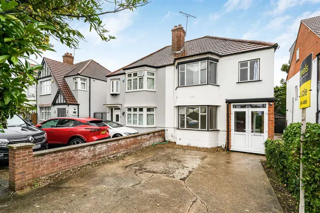 Oldborough Road, Wembley, HA0, photo 1