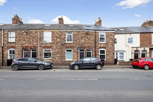 Cemetery Road, York, photo 1