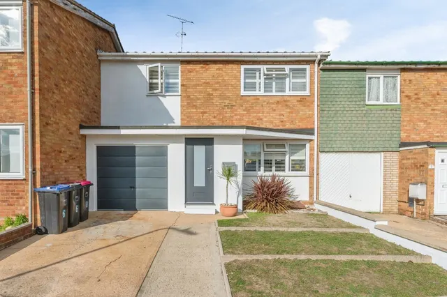 Whistler Rise, Shoeburyness, SS3, photo 1