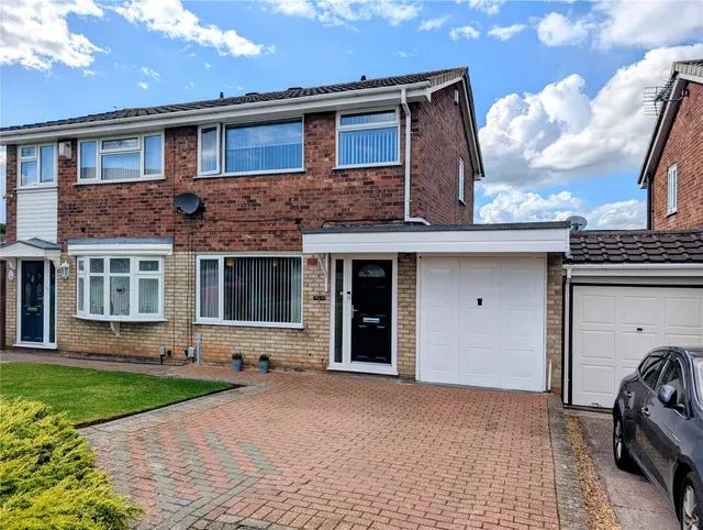Marlowe Road, Stafford, Staffordshire, ST17, photo 1