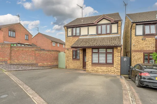 Trinity Road, Amblecote, Stourbridge, DY8 4LZ, photo 1