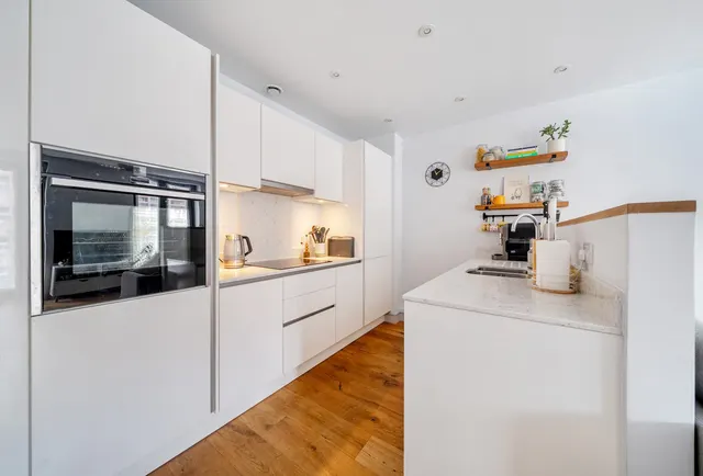 Photo 2 — French Yard, Bristol, BS1 6UE