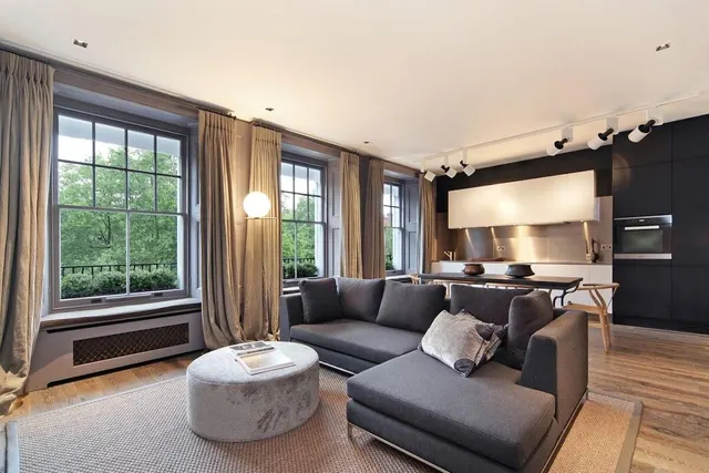 Cadogan Square, London, SW1X, photo 1