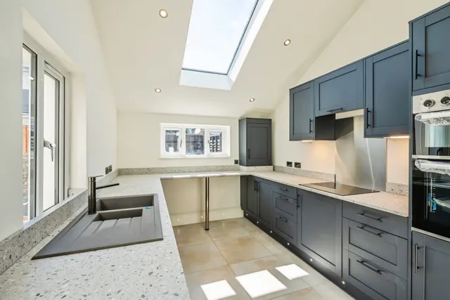 Brooklyn Road, Seaford, BN25, photo 3