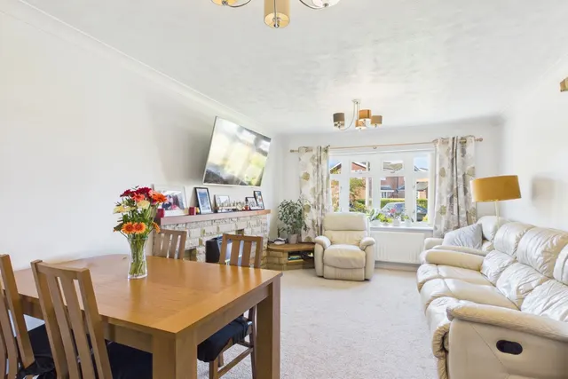 Farmers Gate, Holbeach, PE12, photo 2