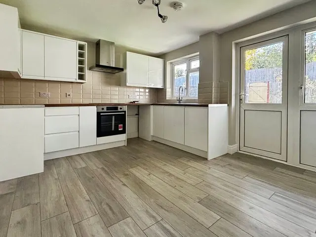 The Maltings, Peasmarsh, TN31, photo 2