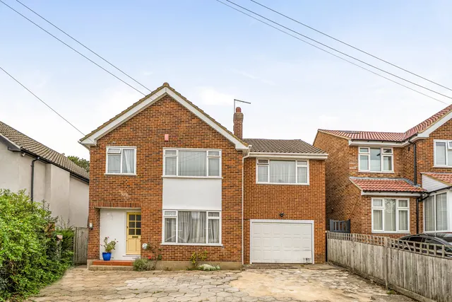 Cornwall Road, Uxbridge, UB8, photo 1