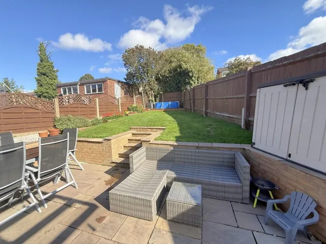 Frobisher Road, Bilton, photo 2