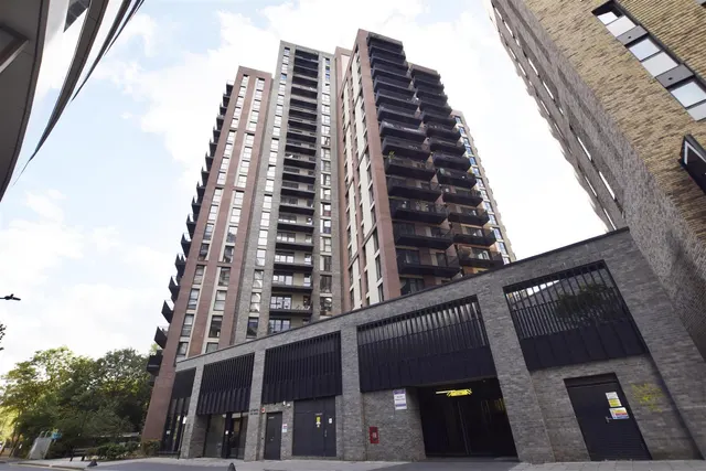 North End Road, Wembley, HA9, photo 2