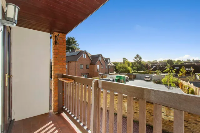 Jasmine Crescent, Princes Risborough, HP27, photo 3