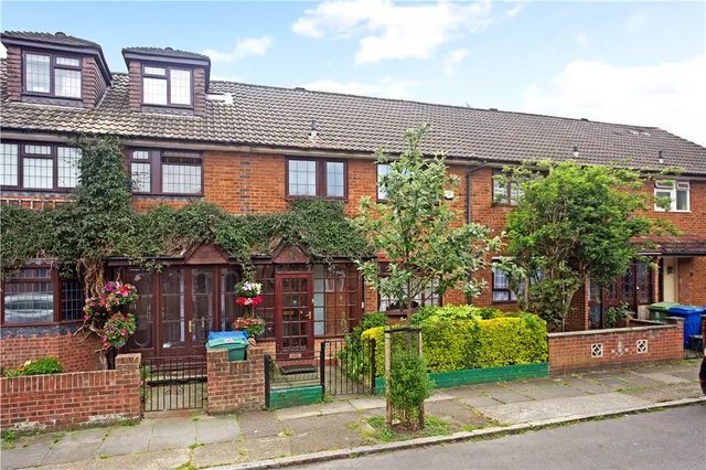 Esmeralda Road, London, SE1, photo 1