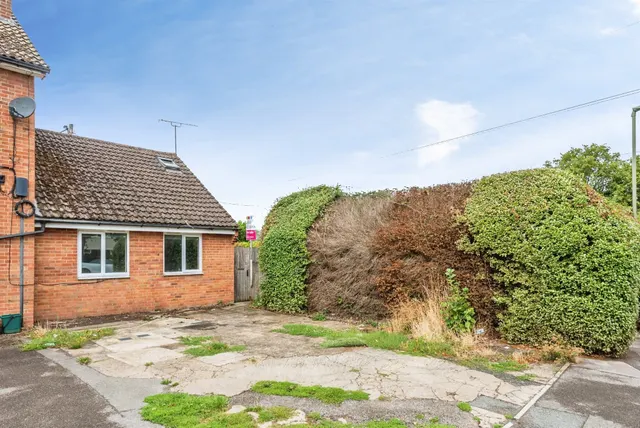 Bradstocks Way, Sutton Courtenay, OX14, photo 3