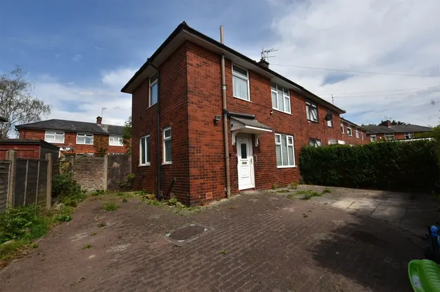 Hollin Street, Blackburn, Lancashire, BB2, photo 1