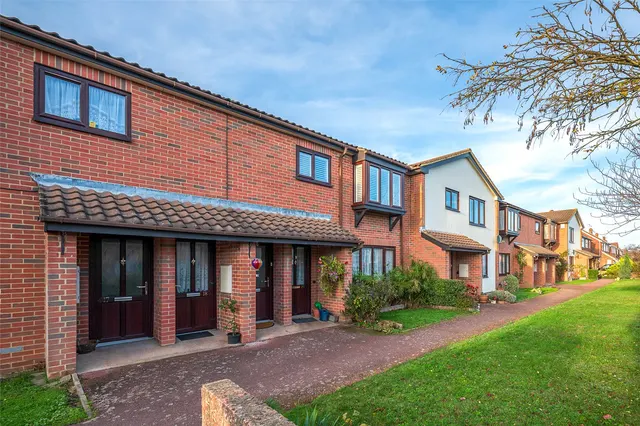 Runnymede Court, Lunedale Road, DA2, photo 1