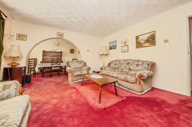 Photo 3 — Sherwood Drive, Clacton-On-Sea