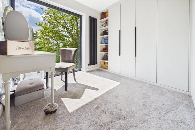 Harewood Drive, Cold Ash, RG18, photo 3