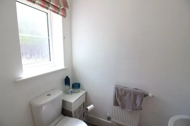 Blossom Drive, Orpington, BR6, photo 2