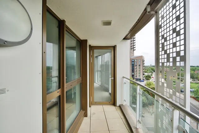 Coppermill Heights, Mill Mead Road, London, N17, photo 1