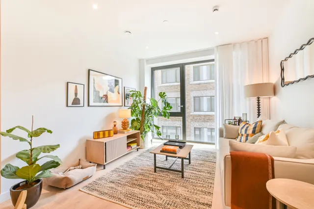 1 bedroom flat — Apartment A-564, The Maple, 10 Aviator Drive, London