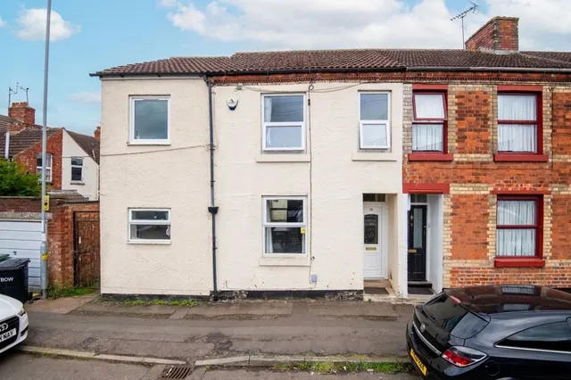 Grant Road, Wellingborough, NN8, photo 1