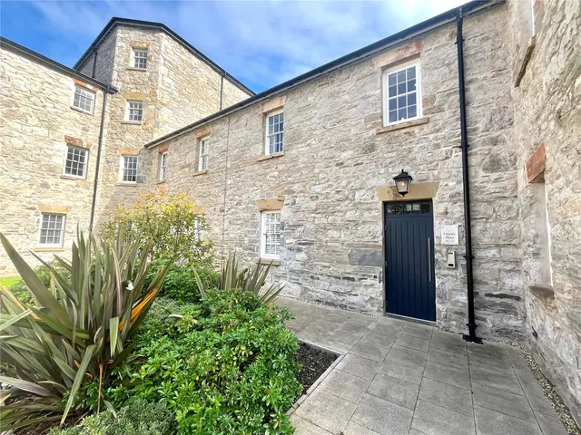 Old Chester Road, Holywell, CH8, photo 1