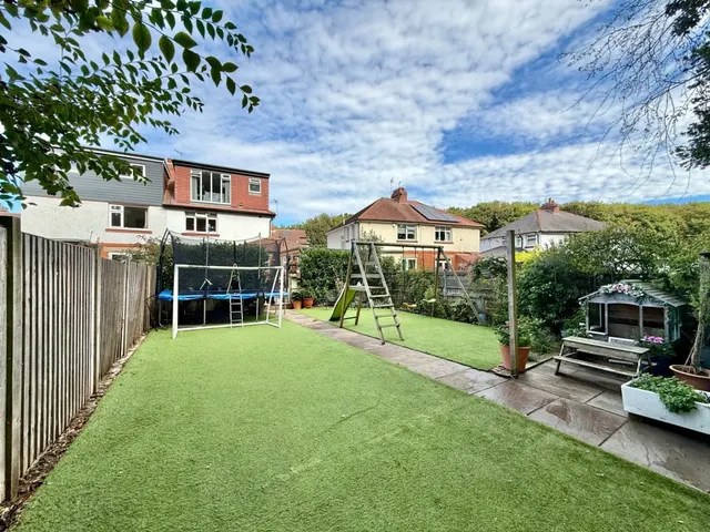 Wetherby ~ Foxhill, LS22, photo 2