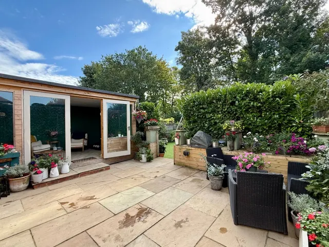 Wetherby ~ Foxhill, LS22, photo 3