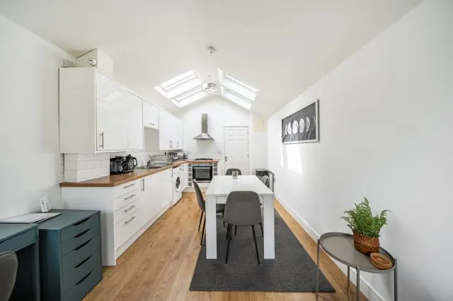 Henley Road, Sandford-On-Thames, OX4, photo 2