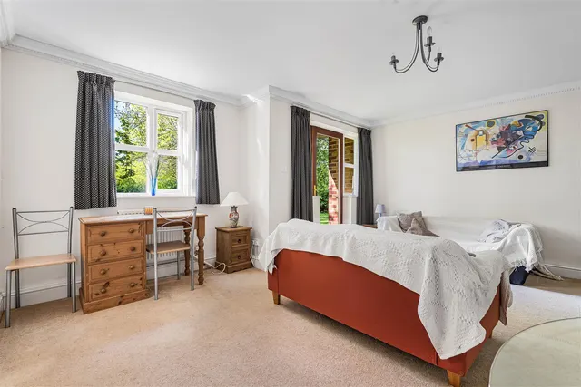 Elliotts Way, Caversham, RG4, photo 2