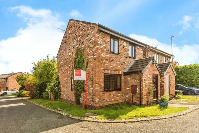 Tudor Green, Wilmslow, Cheshire, SK9, photo 1