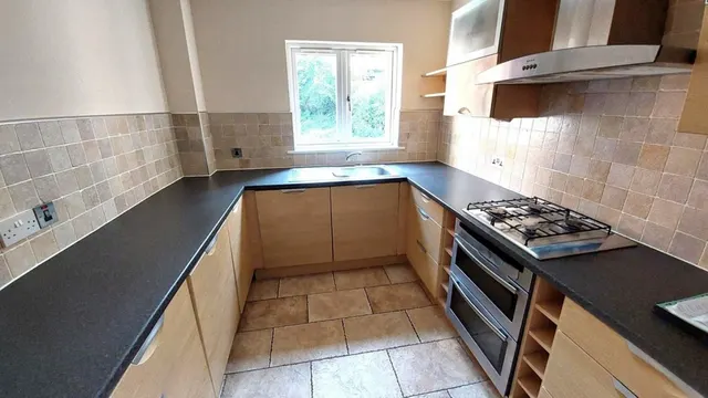 Photo 2 — Thorndyke Gardens, Prestwich, M25