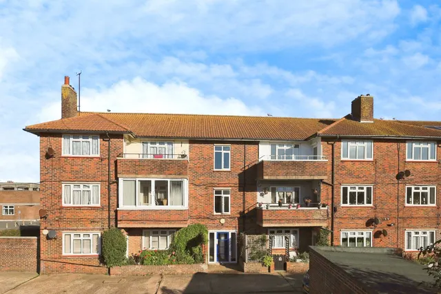 Bourne Street, Eastbourne, photo 1