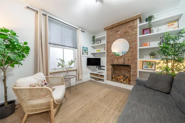 Balaclava Road, SE1, photo 1