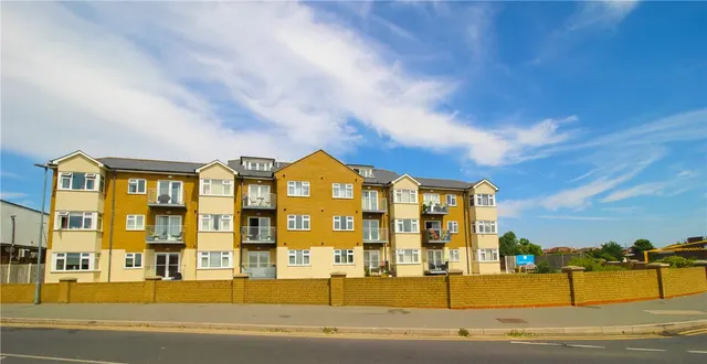 Photo 2 — Eastern Esplanade, Canvey Island, Essex, SS8