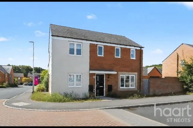 Bloomfield Drive, Huntingdon, PE29, photo 1