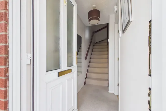 Foxley Court, Bourne, PE10, photo 3