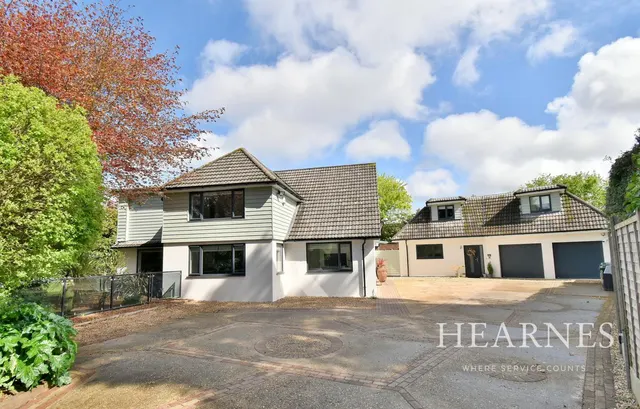 Church Road, BH22, photo 1