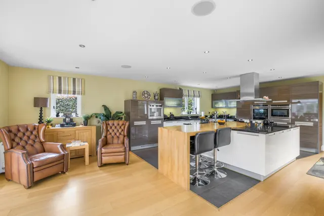 Edge Hill, Darras Hall, NE20, photo 3