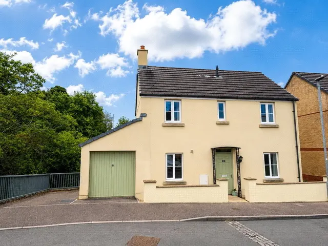 Bideford, EX39, photo 1