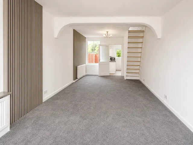 Photo 2 — Victor Road, Colchester, CO1 2LX