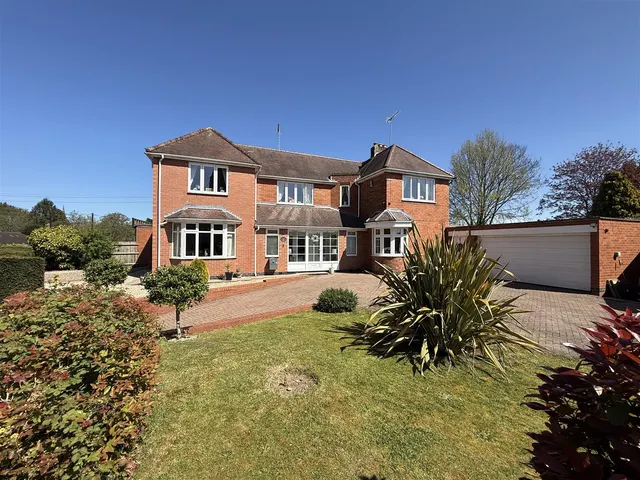 Burnside, Rolleston-On-Dove, DE13, photo 1