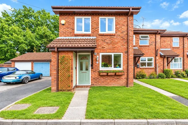 Ashwood Gardens, West Totton, SO40, photo 2