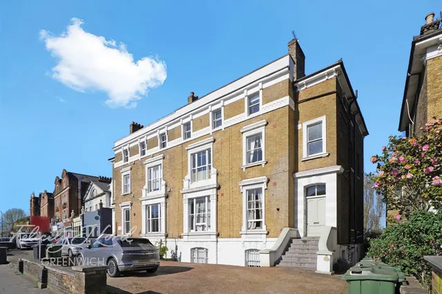 Lewisham Way, London, photo 3