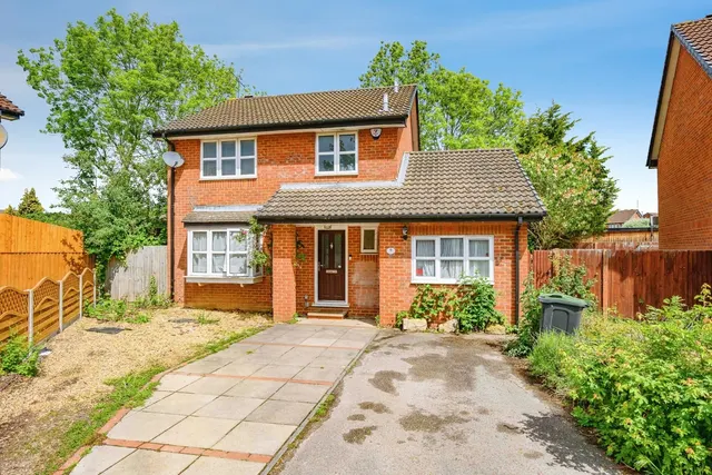 Catesby Green, Luton, Bedfordshire, LU3, photo 1
