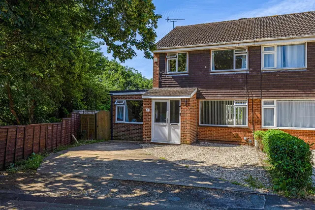Thomond Close, Wymans Brook, GL50, photo 1