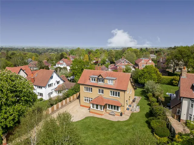 Cornwall Road, Harrogate, HG1, photo 1