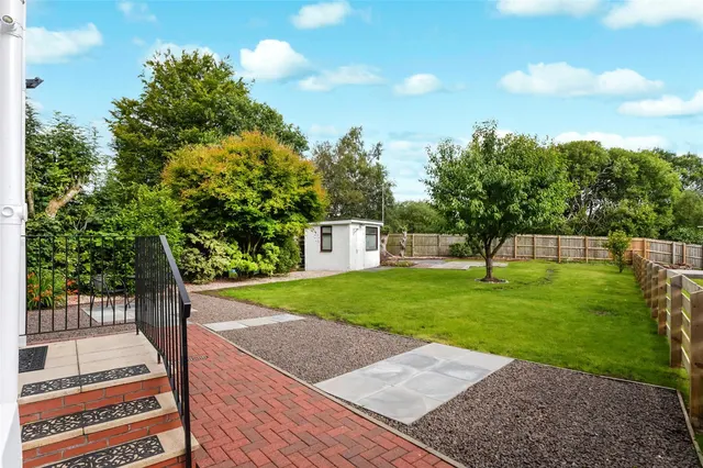 Photo 3 — Innes Park Road, Skelmorlie, North Ayrshire, PA17