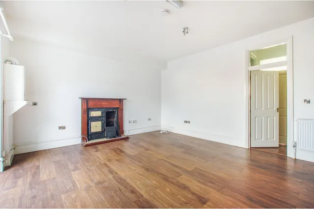 Talbot Street, Maesteg, CF34, photo 3