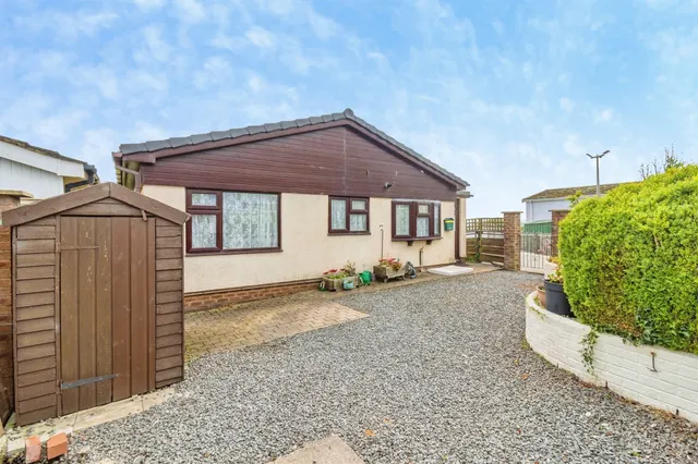 Totnes Road, Paignton, TQ4, photo 1